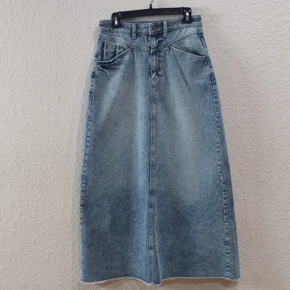 FREE PEOPLE WE THE FREE SKIRT. - Picture 1 of 17